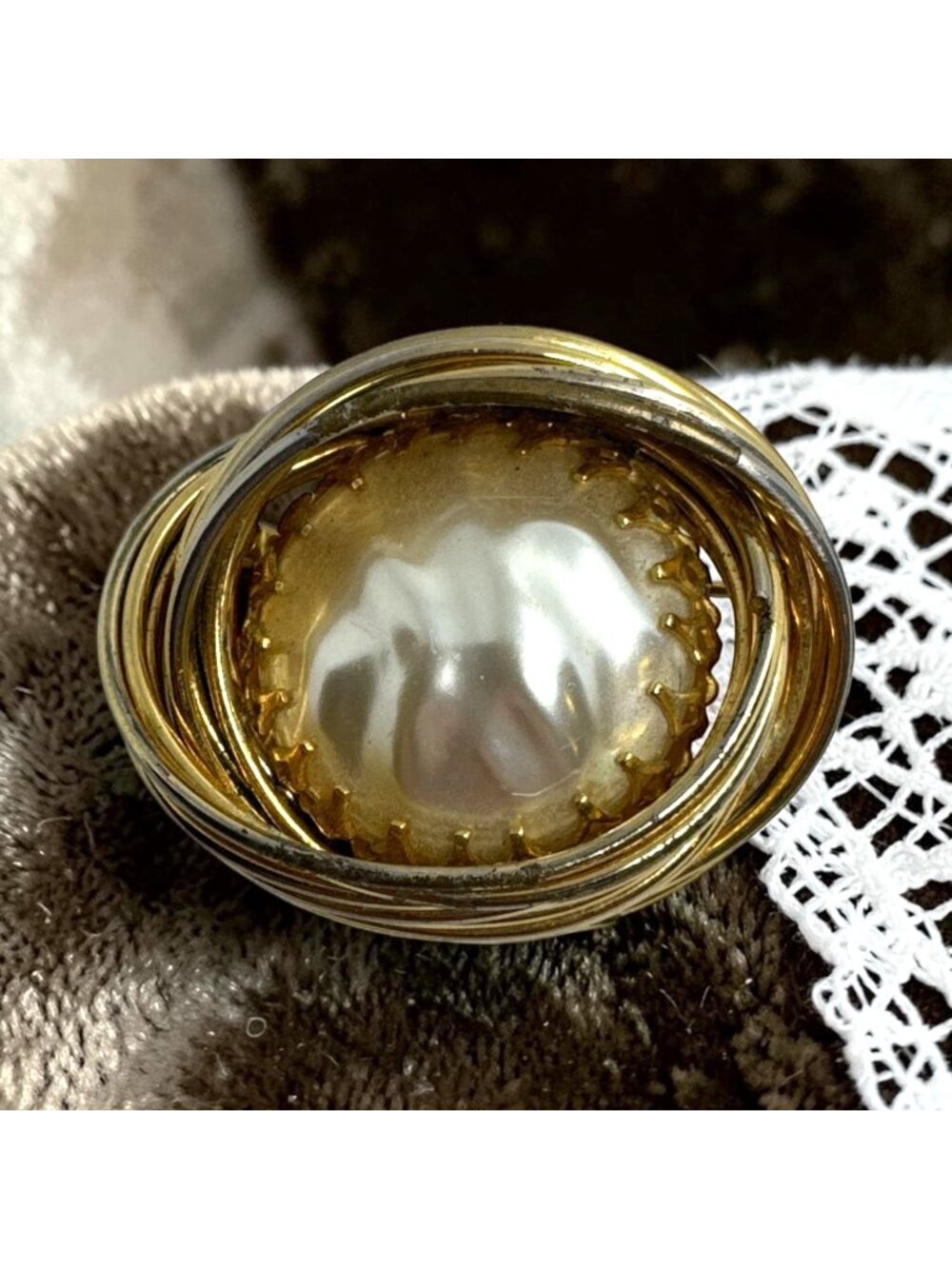 Vintage Kramer of New York Baroque Faux Pearl Swirl Brooch Gold Tone Signed Pin